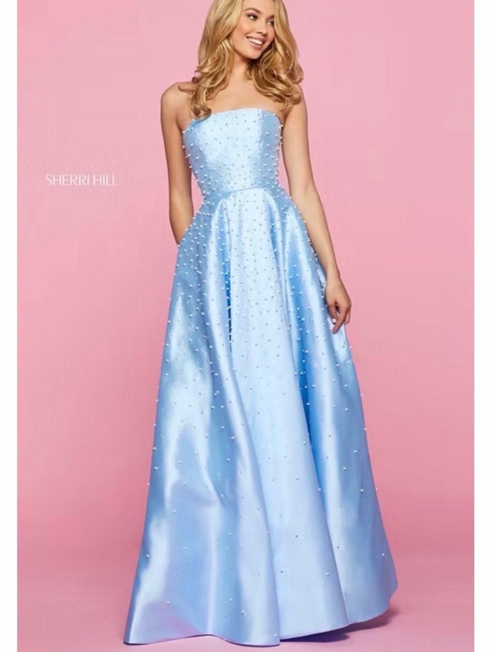 Sheri Hill gown - Picture 3 of 4